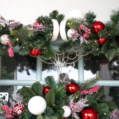 9" X 26" Cotton White Single Door Garland Christmas Hanger -Best Christmas Store dvlc v 20720 wht 007 52613.1667557010