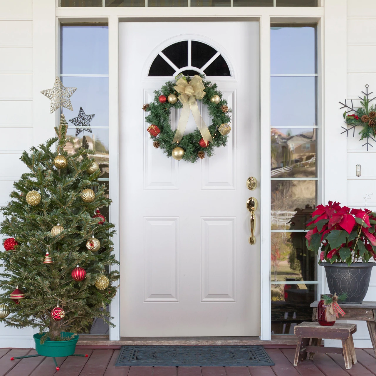 Pre-Lit Pine Cone And Gifts Artificial Christmas Wreath, 24-Inch, Warm Clear LED Lights 2 Pre-Lit Pine Cone And Gifts Artificial Christmas Wreath, 24-Inch, Warm Clear LED Lights - Image 2