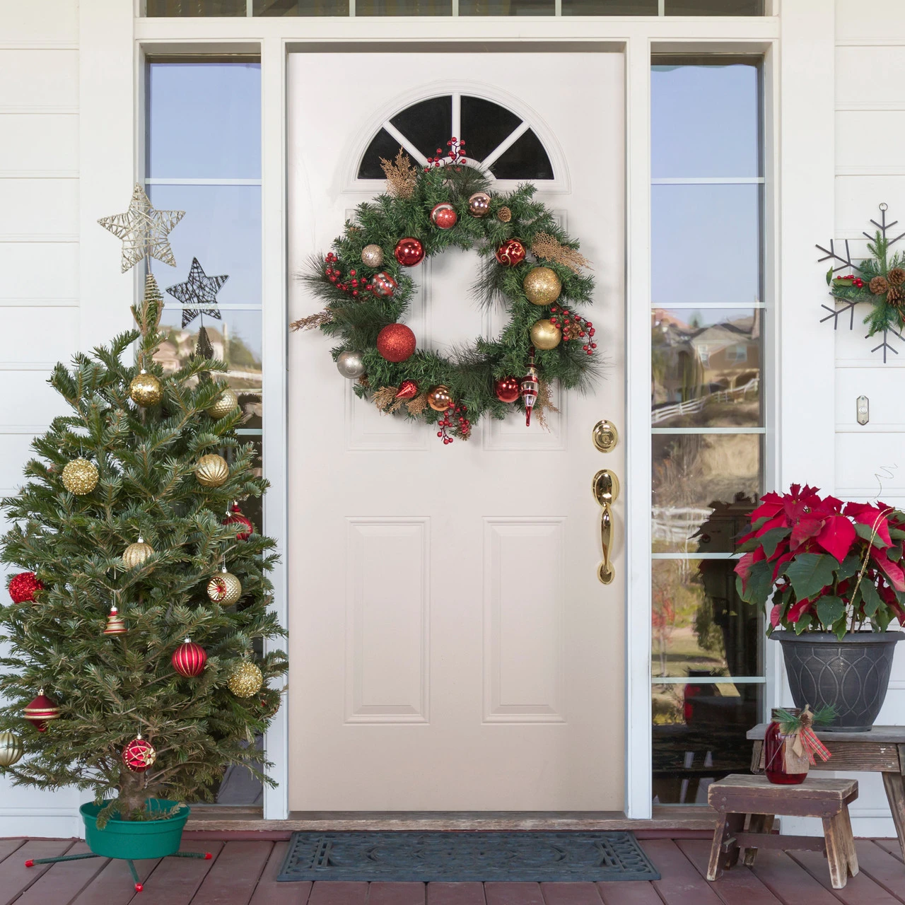 Green Mixed Foliage And Ornaments Artificial Christmas Wreath, 30-Inch, Unlit 2 Green Mixed Foliage And Ornaments Artificial Christmas Wreath, 30-Inch, Unlit - Image 2