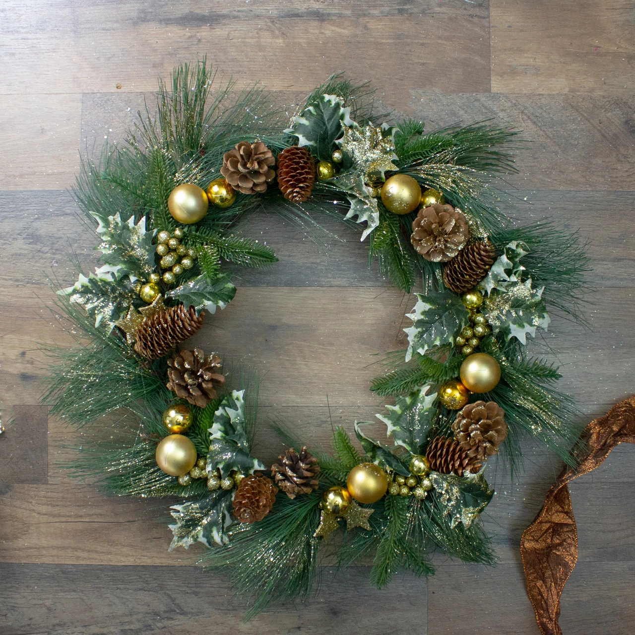 Long Needle Pine With Winter Foliage And Stars Christmas Wreath - 20-Inch, Unlit 2 Long Needle Pine With Winter Foliage And Stars Christmas Wreath - 20-Inch, Unlit - Image 2