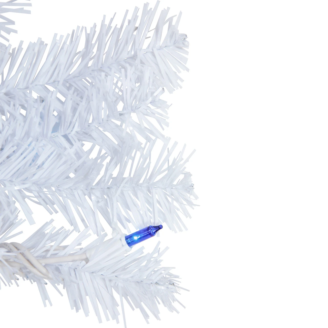 Pre-Lit Woodbury White Pine Artificial Christmas Wreath, 24-Inch, Blue Lights 3 Pre-Lit Woodbury White Pine Artificial Christmas Wreath, 24-Inch, Blue Lights - Image 3