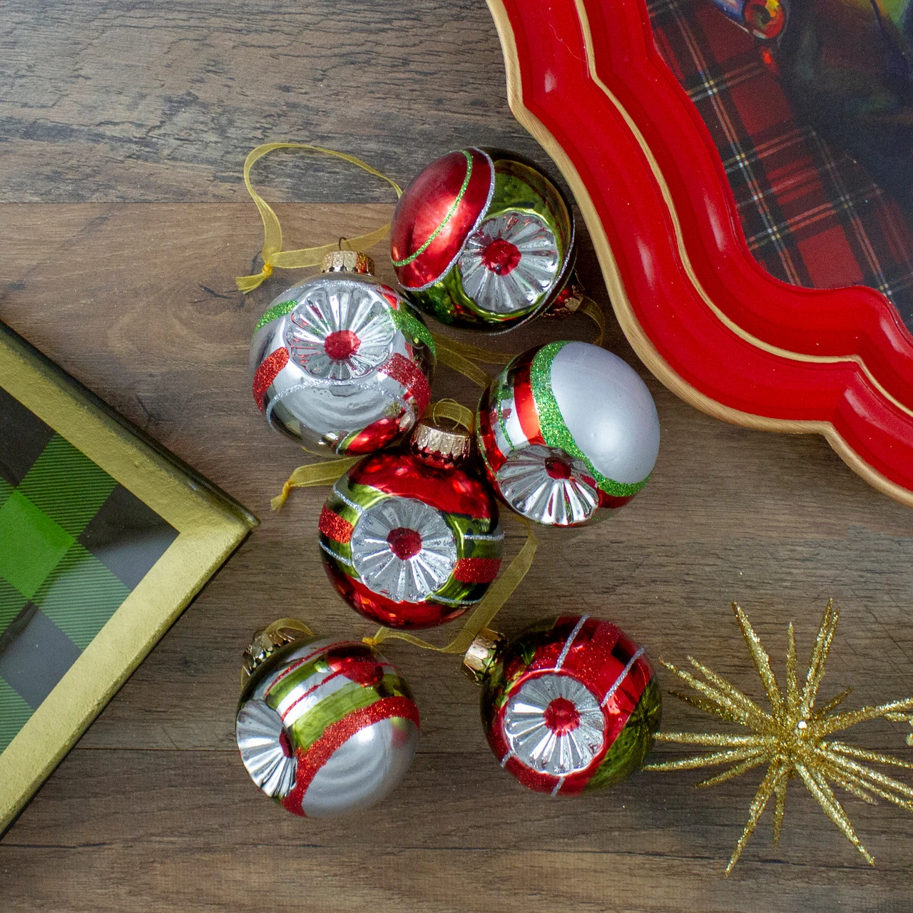 6ct Silver And Red 2-Finish Retro Reflector Christmas Ball Ornaments 2.75" (55mm) 2 6ct Silver And Red 2-Finish Retro Reflector Christmas Ball Ornaments 2.75" (55mm) - Image 2