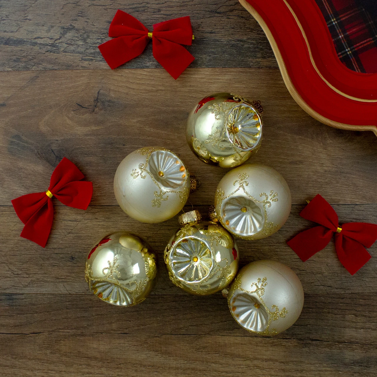 6ct Gold 2-Finish Retro Reflector Glass Christmas Ball Ornaments 2.75" (70mm) 4 6ct Gold 2-Finish Retro Reflector Glass Christmas Ball Ornaments 2.75" (70mm) - Image 4