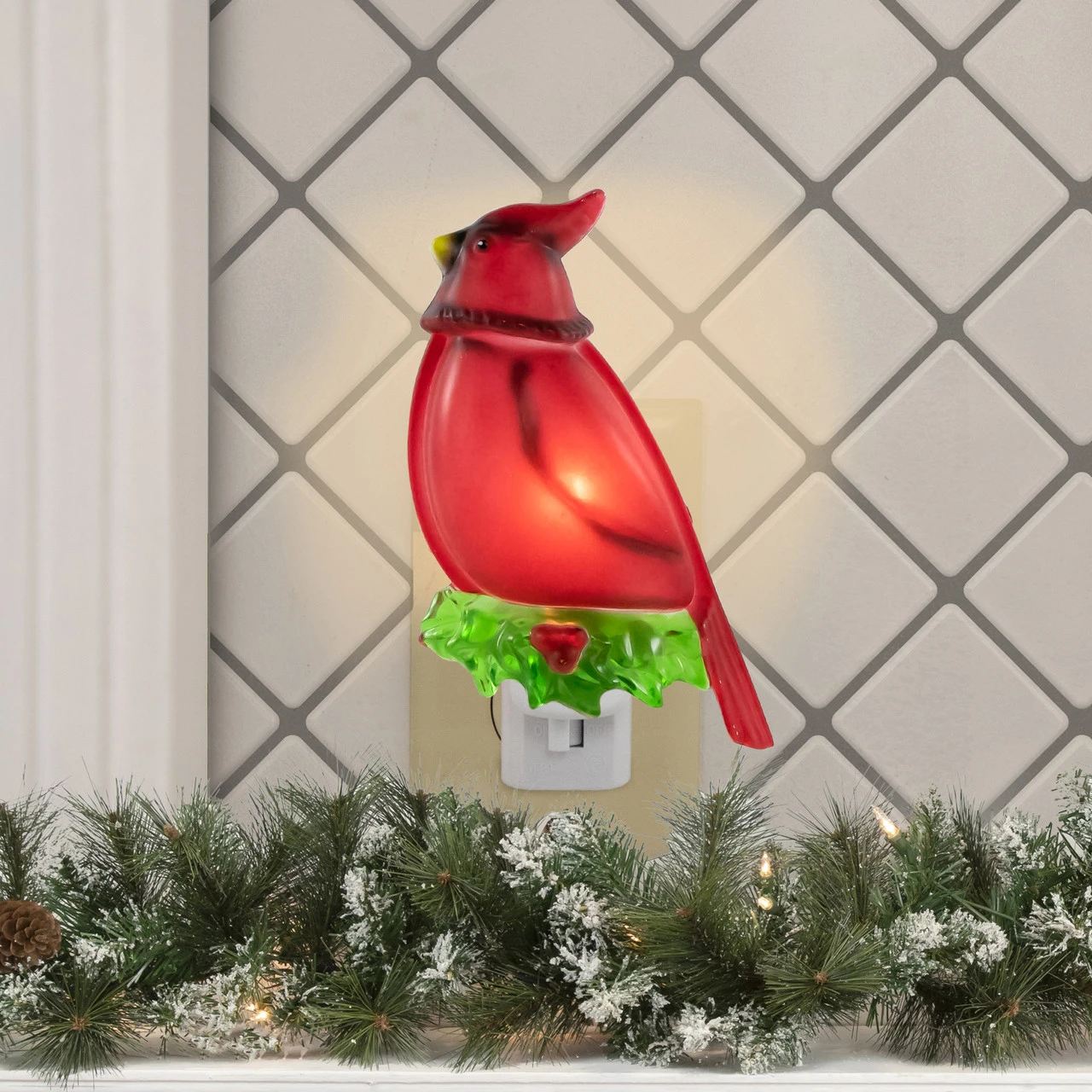 5.5" Red Cardinal Bird Christmas Night Light 2 5.5" Red Cardinal Bird Christmas Night Light - Image 2
