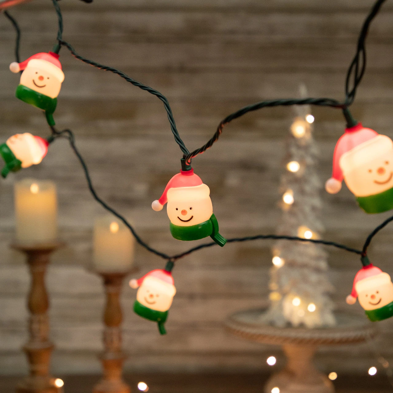 10 Count Snowman Heads With Scarves Christmas Light Set, 7.5ft Green Wire 2 10 Count Snowman Heads With Scarves Christmas Light Set, 7.5ft Green Wire - Image 2