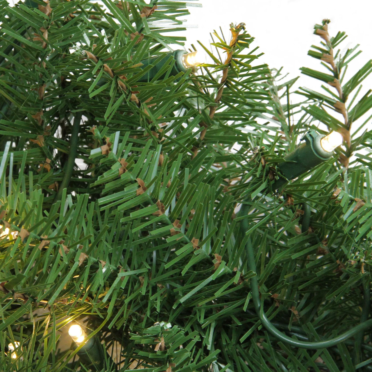 Pre-Lit Northern Pine LED Artificial Christmas Wreath - 48-Inch, Warm White Lights 2 Pre-Lit Northern Pine LED Artificial Christmas Wreath - 48-Inch, Warm White Lights - Image 2