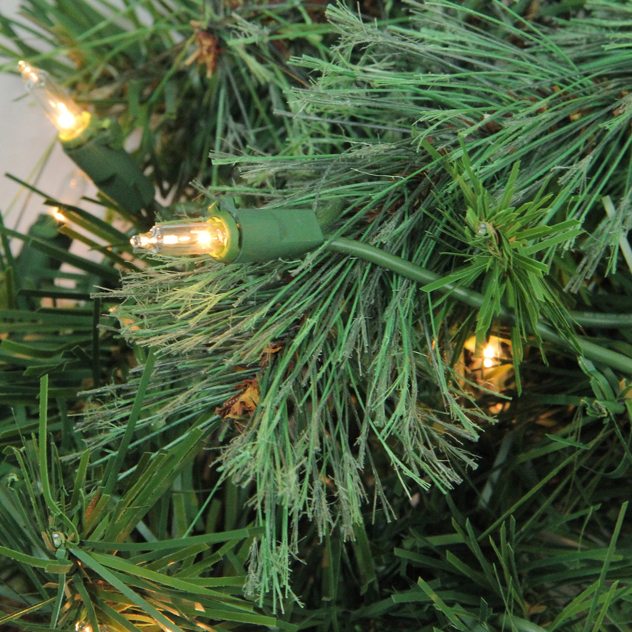 Pre-Lit Mixed Cashmere Pine Artificial Christmas Wreath - 24-Inch, Clear Lights 2 Pre-Lit Mixed Cashmere Pine Artificial Christmas Wreath - 24-Inch, Clear Lights - Image 2